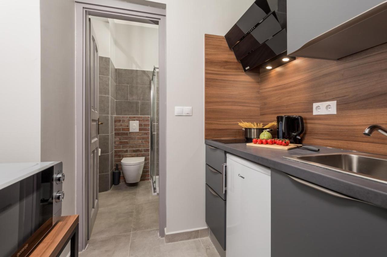 Apartments Porto Marina 2 Rijeka Eksteriør bilde